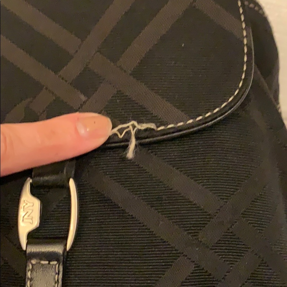 Backpack - Picture 4 of 6